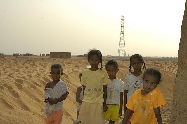 Kids at Bedjuowiya - the small village beside the pyramids
