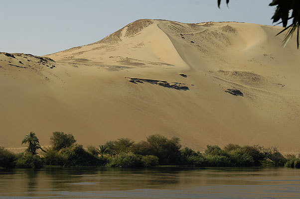 The gorgeous sand mountain sitting across the water from Asawn town.  I had a great time hiking to the top and then sand-skiing down this hill.