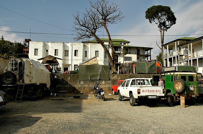 The 'refugee camp' of tourists waiting for Sudanese visas